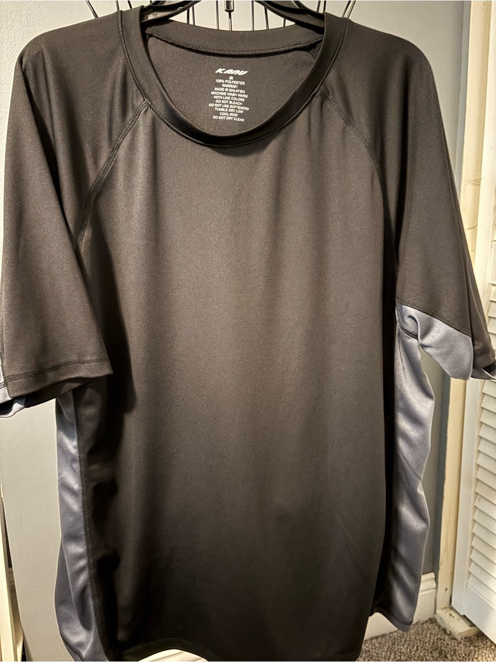 Surf Men's Black Short Sleeve Swim Shirt Sz XXL
